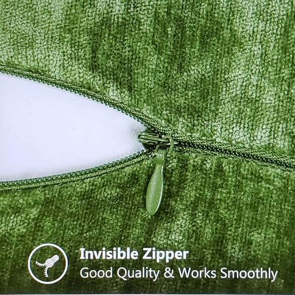 🥒NWT! Set Of 2 Chenille Pillow Covers 18x18 - Picture 3 of 3